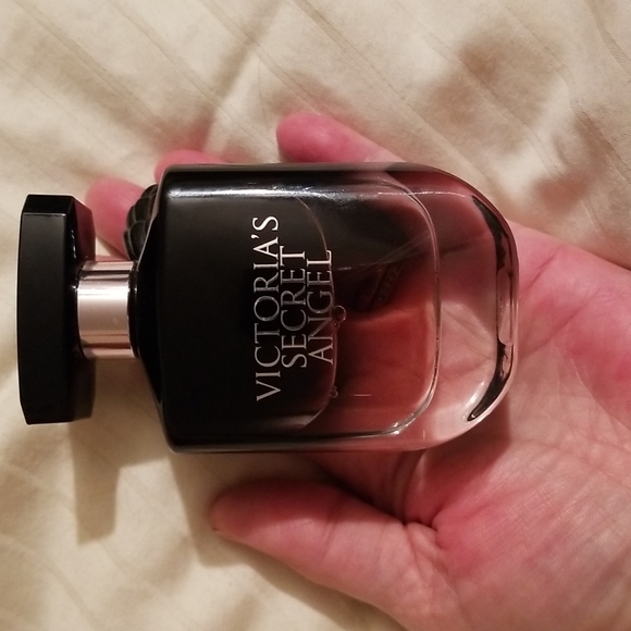 Victoria's Secret Dark Angel perfume 3.4 ounce. Unopened, rare amazing perfume. - Picture 7 of 7